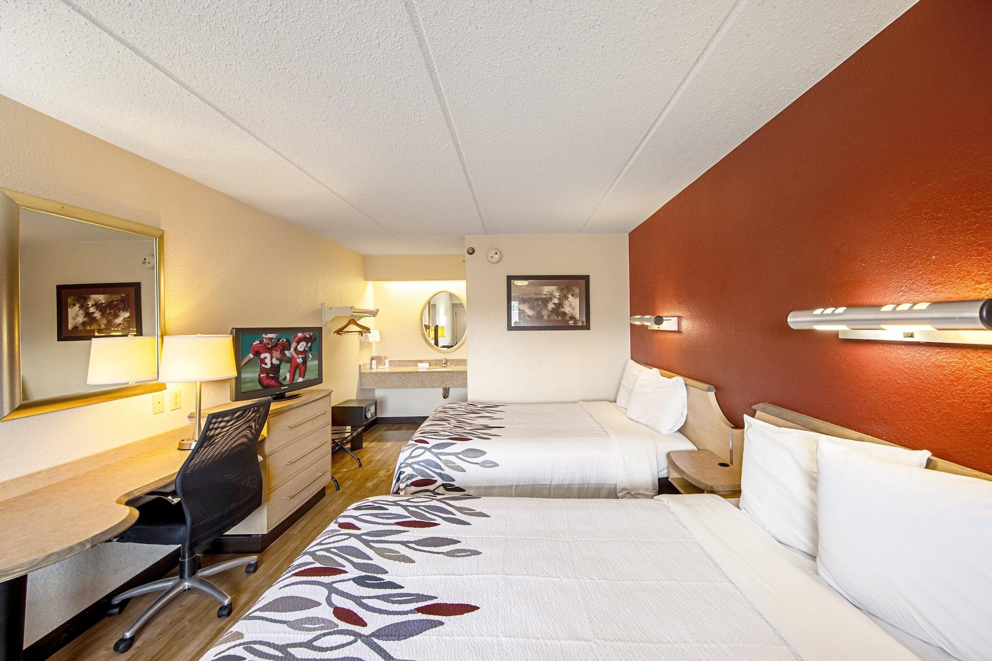 Red Roof Inn Canton Exterior photo